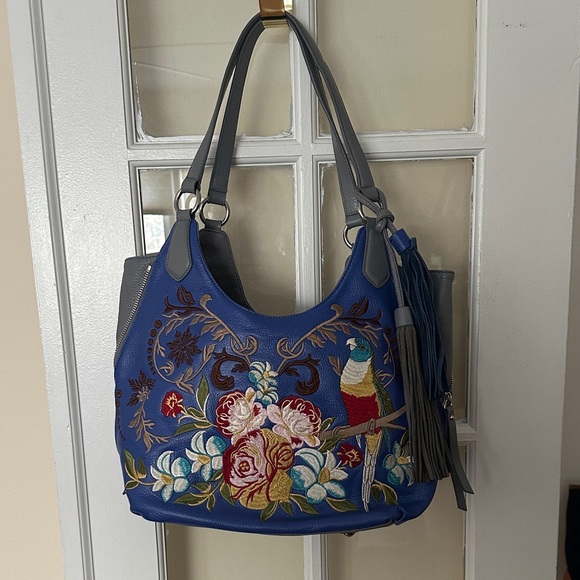 Sharif 1827 Handbags - Sharif 1827  Blue Leather Embroidered Shoulder Bag with tassle